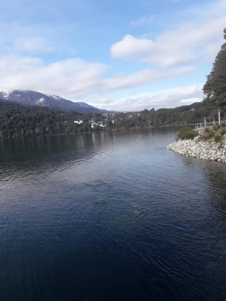 Casa Familiar Zarza Mora Apartment San Carlos de Bariloche Bagian luar foto