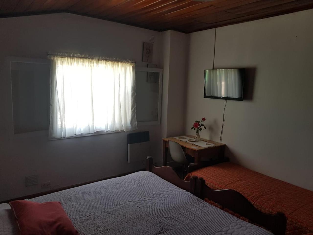 Casa Familiar Zarza Mora Apartment San Carlos de Bariloche Bagian luar foto